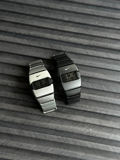 Montre Homme Sportive avec Bracelet Métallique et Design Moderne
